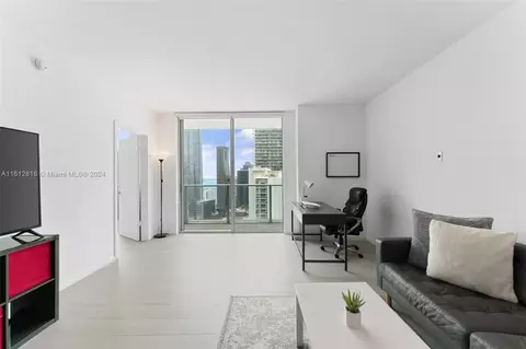 1100 S Miami Ave #3703, Miami, FL 33130