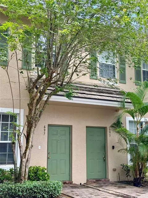 697 NW 42nd Ave #697, Plantation, FL 33317