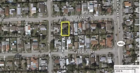 720 E 39th St, Hialeah, FL 33013 photo 1