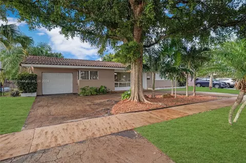 5009 Tyler St, Hollywood, FL 33021