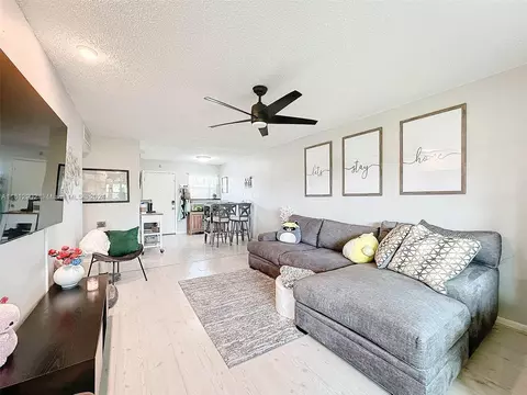 4849 Onyx Ln #204, New Port Richey, FL 34652