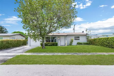 6281 Scott St, Hollywood, FL 33024