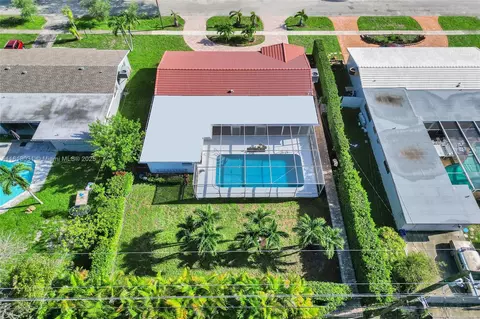 5408 Madison St, Hollywood, FL 33021