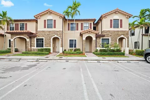 9361 W 33rd Way, Hialeah, FL 33018