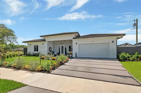 21346 Ingraham Ave Rd, Cutler Bay, FL 33189
