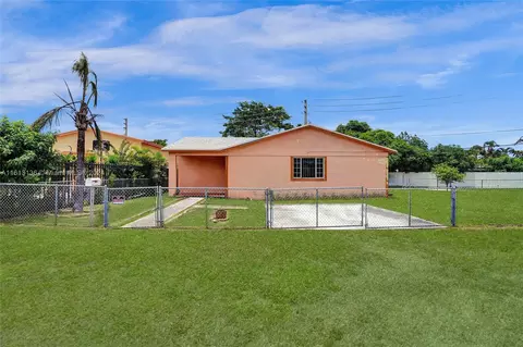1047 Superior St, Opa Locka, FL 33054