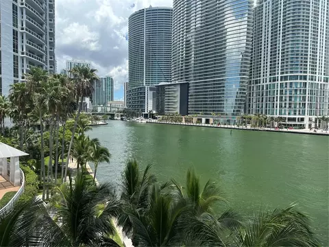 900 Brickell Key Blvd #401, Miami, FL 33131