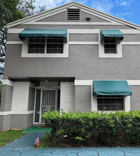 5104 SW 123rd Ave, Cooper City, FL 33330