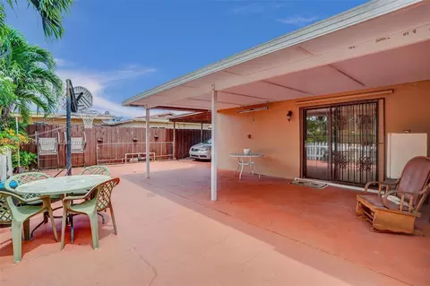 Exterior - 4460 NW 203rd Ter, Miami Gardens, FL 33055 photo 2 of 5