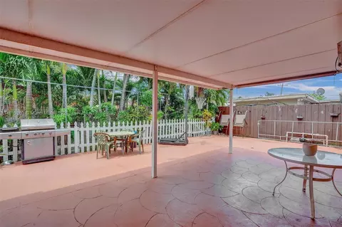 Exterior - 4460 NW 203rd Ter, Miami Gardens, FL 33055 photo 1 of 5