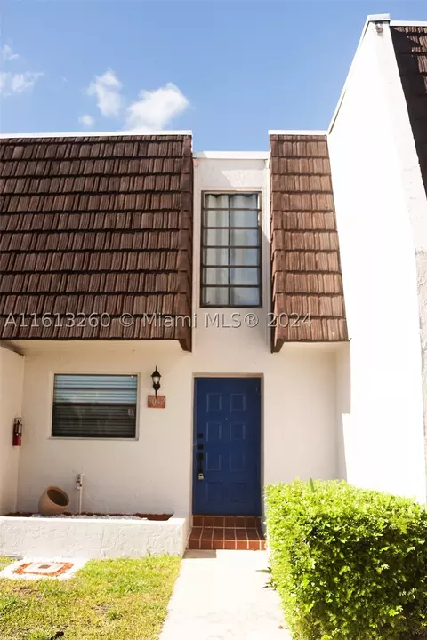9042 NW 14th Ct #9042, Pembroke Pines, FL 33024
