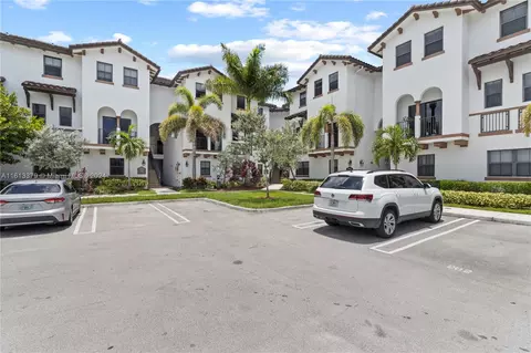 10630 NW 88th St #108, Doral, FL 33178
