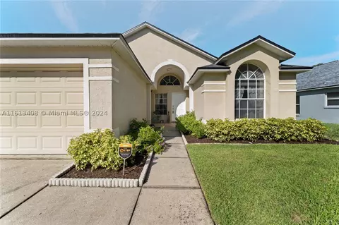 3861 Bellewater Blvd, Riverview, FL 33578