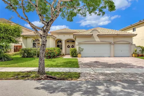 1916 SE 21 Ct, Homestead, FL 33035