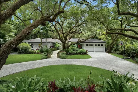 4680 SW 74th St, Coral Gables, FL 33143