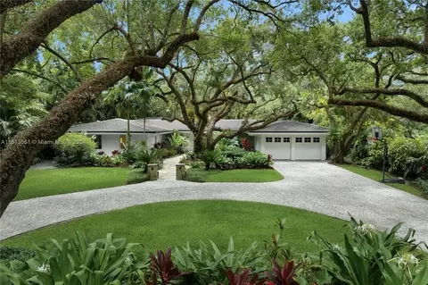 4680 SW 74th St, Coral Gables, FL 33143