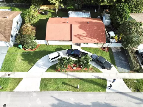 10630 SW 164th St, Miami, FL 33157