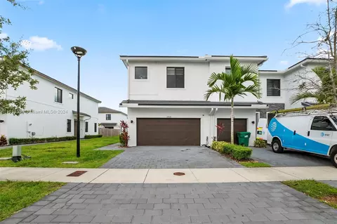 10930 SW 232nd Ter #10930, Homestead, FL 33032