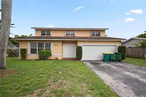 5620 NW 57th Way, Tamarac, FL 33319