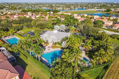 2214 NE 41st Ave, Homestead, FL 33033