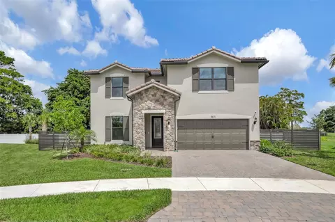 7671 NW 84th Ln, Tamarac, FL 33321