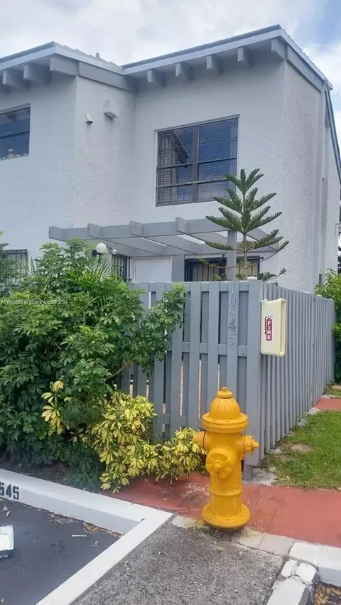 Undisclosed, Miami, FL 33172
