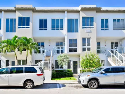 10280 NW 63rd Ter #207, Doral, FL 33178