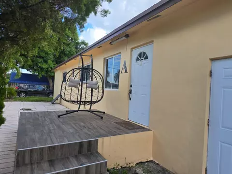 3158 NW 95th St, Miami, FL 33147