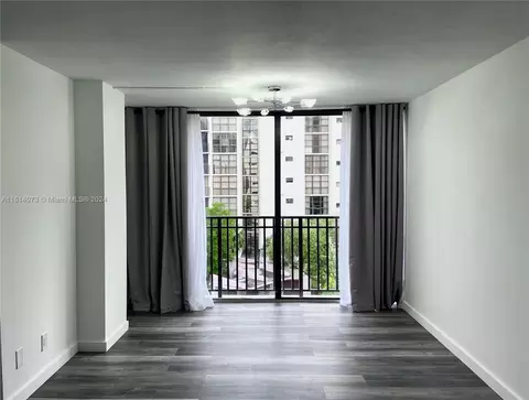 16909 N Bay Rd #504, Sunny Isles Beach, FL 33160