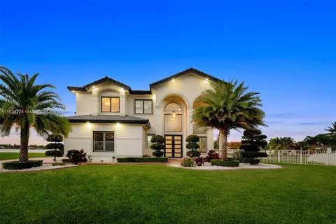 3921 SW 186th Way, Miramar, FL 33029