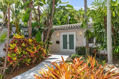178 Shore Dr S, Miami, FL 33133