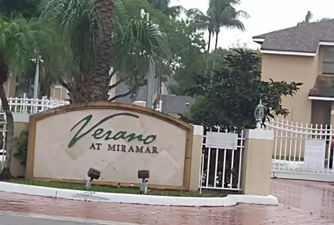 2242 SW 80th Ter #2242, Miramar, FL 33025
