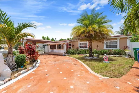 6951 SW 26th St, Miramar, FL 33023