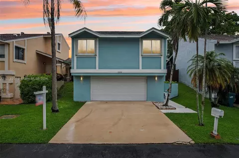 21654 SW 98th Pl, Cutler Bay, FL 33190