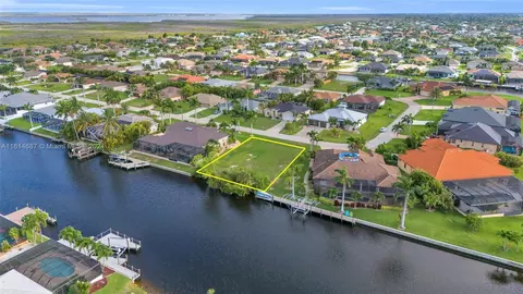 Undisclosed, Cape Coral, FL 33914