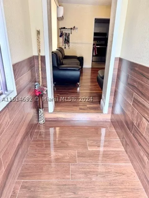 2331 NW 64th St, Miami, FL 33147