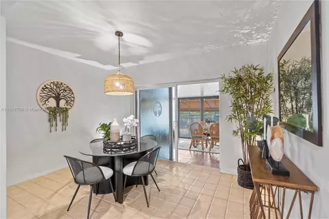 Dining - 7266 Jacaranda Ln, Miami Lakes, FL 33014 photo 1 of 3