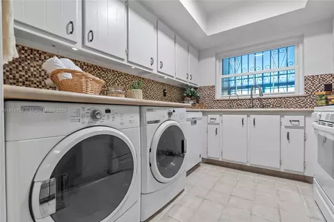 Other - 7266 Jacaranda Ln, Miami Lakes, FL 33014 photo 4 of 13
