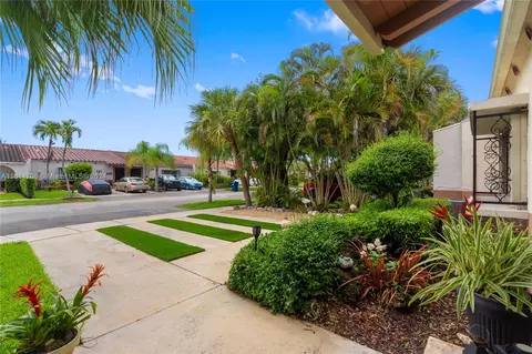 Exterior - 7266 Jacaranda Ln, Miami Lakes, FL 33014 photo 7 of 13