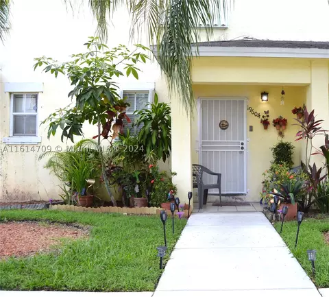 19604 SW 103rd Ct, Cutler Bay, FL 33157