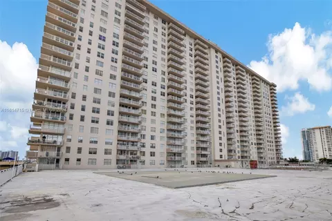 250 174th St #1608, Sunny Isles Beach, FL 33160