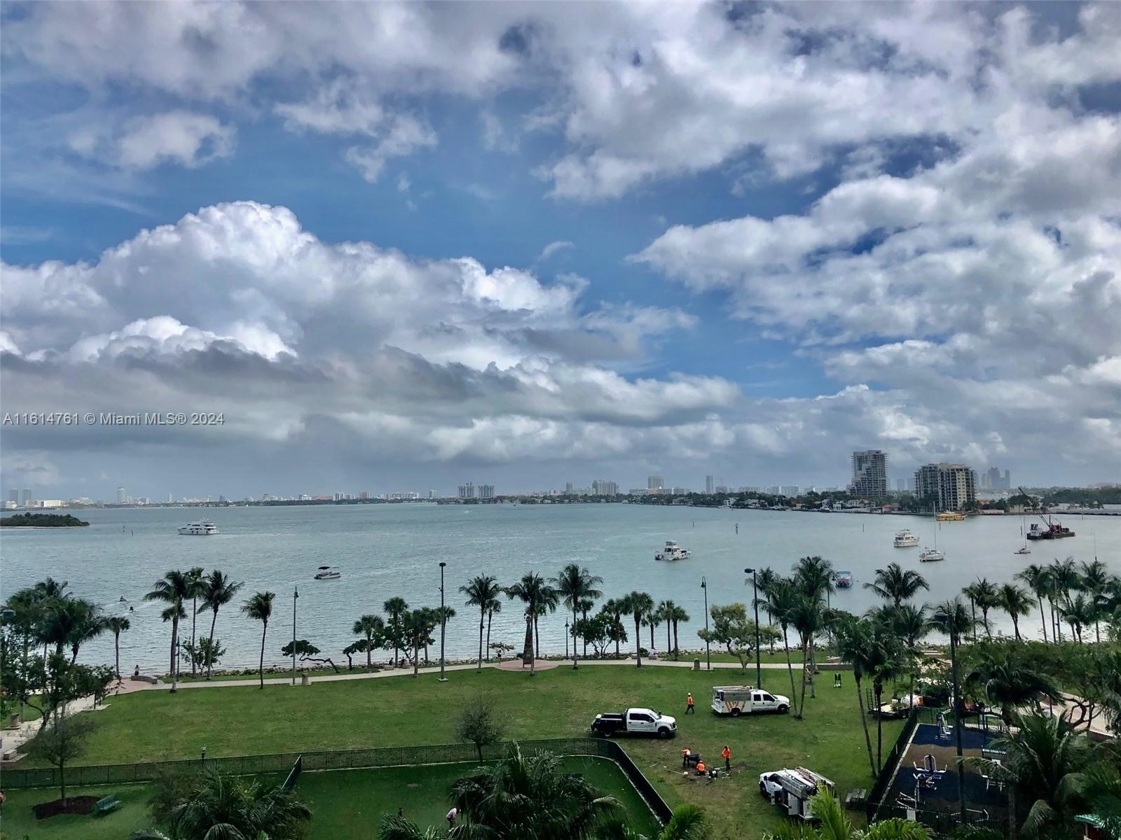 1800 N Bayshore Dr Unit 605  