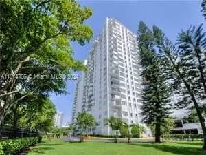 2780 NE 183rd St #1011, Aventura, FL 33160
