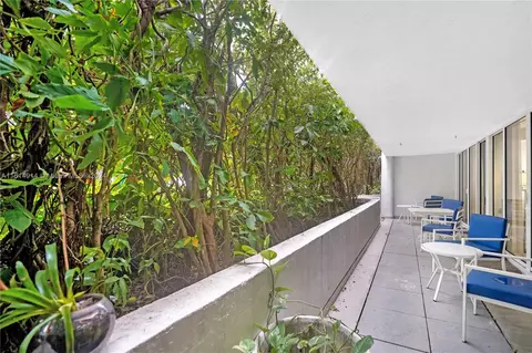1717 N Bayshore Dr #A-1056, Miami, FL 33132
