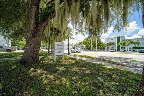 3101 SW 27th Ave #205, Miami, FL 33133