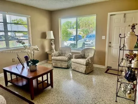 Living - 5490 W 12th Ln, Hialeah, FL 33012 photo 1 of 4
