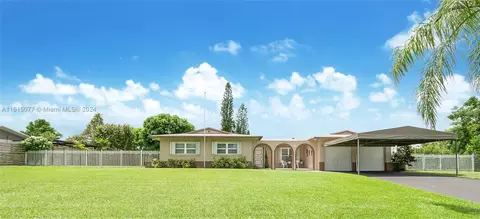 10780 SW 124th St, Miami, FL 33176