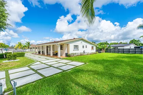 14961 SW 307th St, Homestead, FL 33033