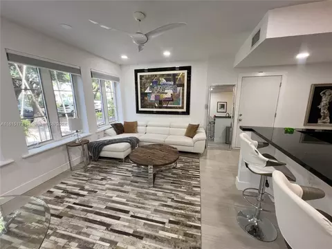 1018 Meridian Ave #2, Miami Beach, FL 33139
