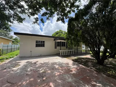 9540 NW 29th Ave, Miami, FL 33147